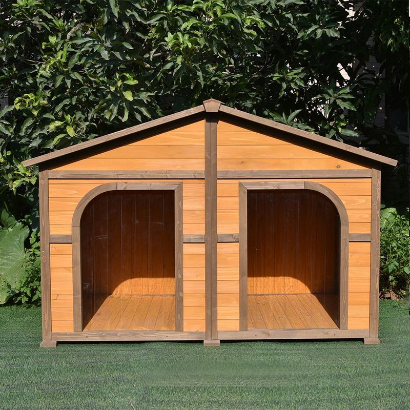 niche double en bois pour deux grands chiens